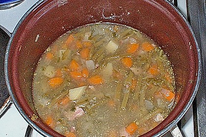 Gr&uuml;ne Bohnensuppe