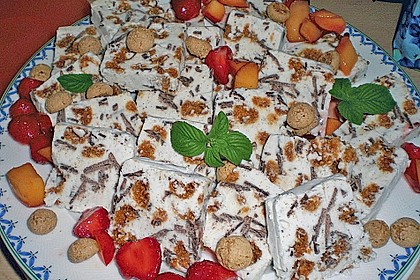 Mascarpone-Parfait mit Obstsalat 3