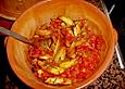 Kartoffel-Tapa mit scharfer Sauce