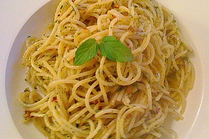 Spaghetti aglio olio 7