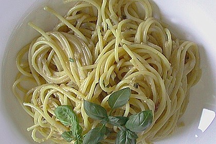 Spaghetti aglio olio 6
