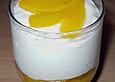 Buttermich-Sahne-Creme mit Pfirsich
