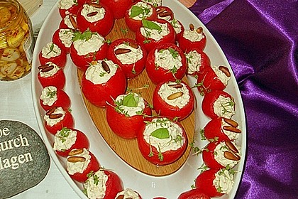 Gef&uuml;llte Tomaten mit Schafsk&auml;secreme 7