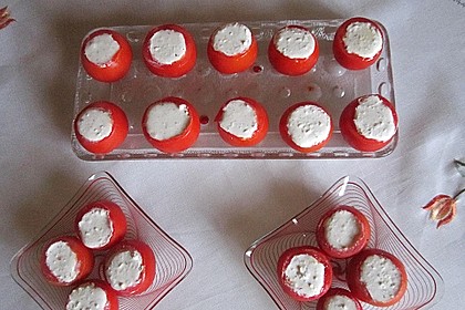 Gef&uuml;llte Tomaten mit Schafsk&auml;secreme 16