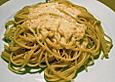 Spaghettis mit Knoblauch-K&auml;sesauce