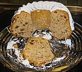 Gugelhupf mit getrockneten Feigen (Bild)