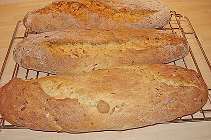 Pyren&auml;isches Zwiebelbrot 9