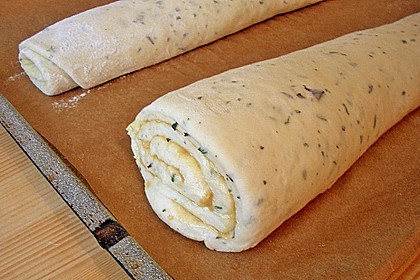 Pyren&auml;isches Zwiebelbrot 6