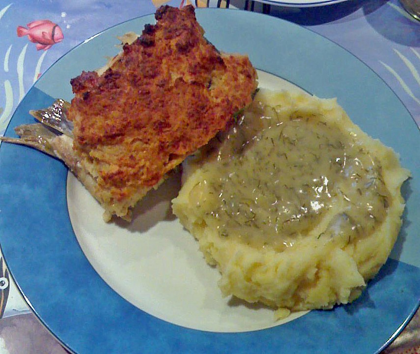 Gebackener Hecht in saurer Sahne (Rezept mit Bild) | Chefkoch.de