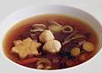 Steinpilzbr&uuml;he mit Gem&uuml;sejulienne