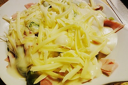 Rosenkohlauflauf mit Käsekruste 14