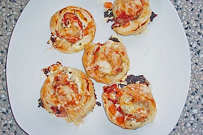 Blätterteigröllchen 4