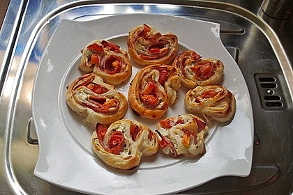 Blätterteigröllchen 1