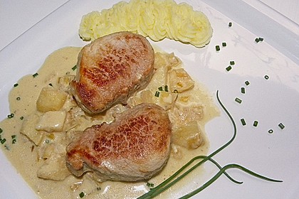 Schweinemedaillons mit Apfel-Meerrettich Sahnesauce 6