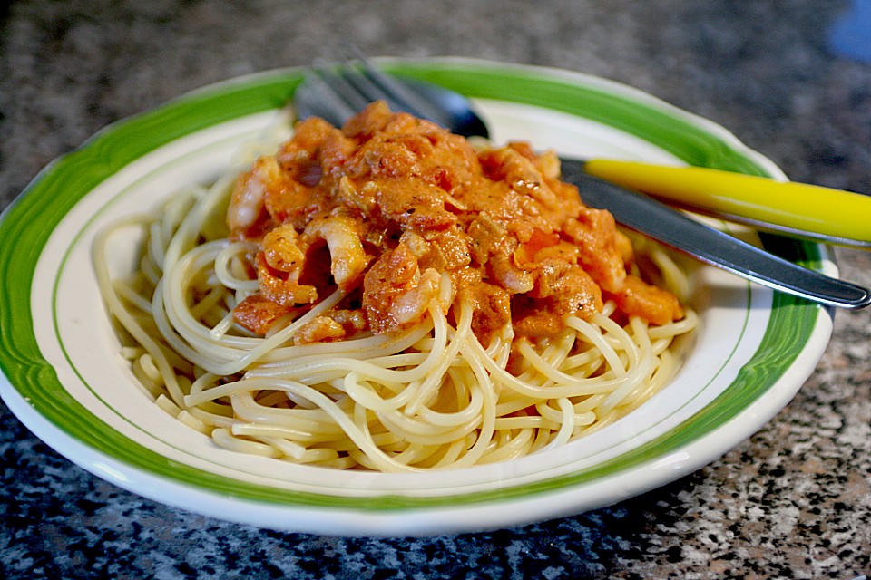 Spaghetti mit Krabben - Tomaten - Sahnesoße (Rezept mit Bild) | Chefkoch.de