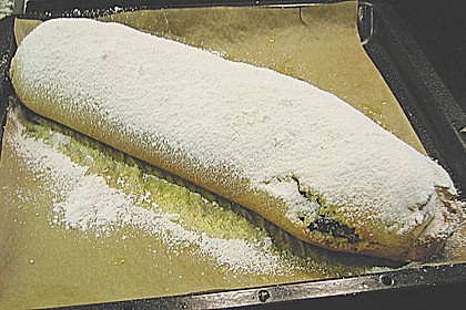 Mohnstollen 32
