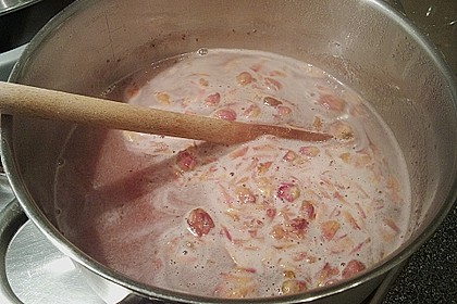 Weintrauben - Apfel - Gelee mit Rosenbl&uuml;ten 1
