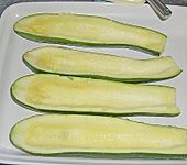 Zucchini mit Krabben - F&uuml;llung (Bild)