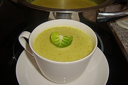 Rosenkohlsuppe mit Curry 3