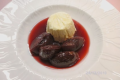 Zimtparfait mit hei&szlig;em Zwetschgenmus 1