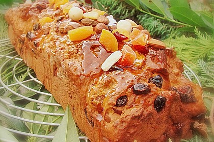Früchtebrot aus Quark - Öl - Teig 3