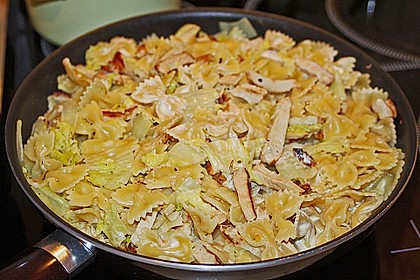 Chinakohlpfanne mit Bandnudeln 2
