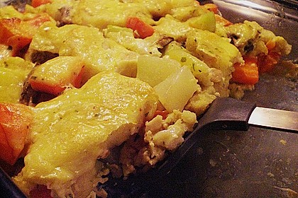Kn&ouml;del - Gem&uuml;se - Auflauf