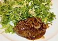 Gebratene Putenleber mit Zwiebeln