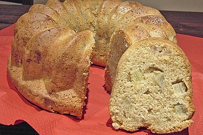Rhabarber - Marzipan - Gugelhupf 2