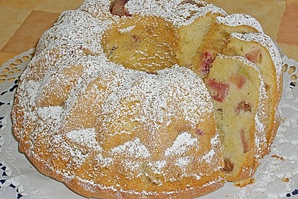 Rhabarber - Marzipan - Gugelhupf 6