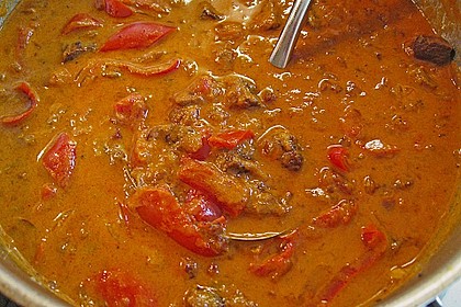 Pörkölt - Ungarisches Gulasch 3