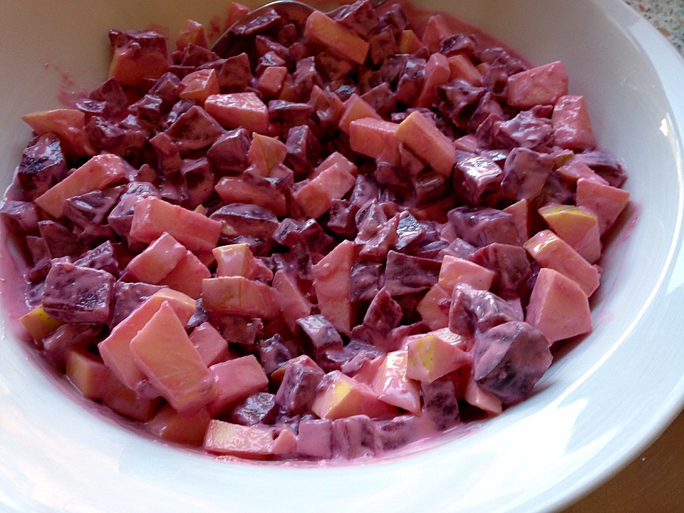 Chrissis Rote Bete - Apfel - Salat mit Meerrettich (Rezept mit Bild ...