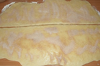 Kanelbullar (Zimtschnecken) 9