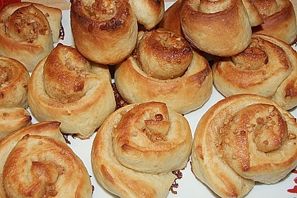 Kanelbullar (Zimtschnecken) 11