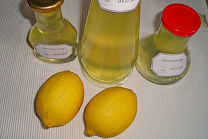 Chrissis Zitronensirup – Grundstoff für Zitronenlimonade 15