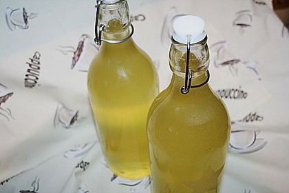 Chrissis Zitronensirup – Grundstoff für Zitronenlimonade 5