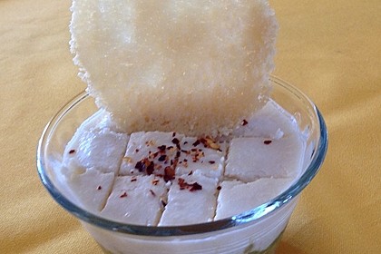 Zucchinikaviar mit Parmesancreme 22