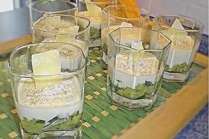 Zucchinikaviar mit Parmesancreme 14