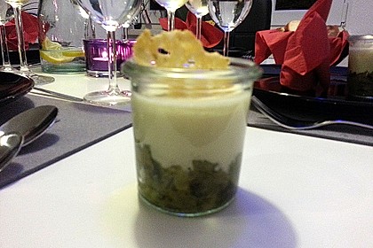 Zucchinikaviar mit Parmesancreme 30