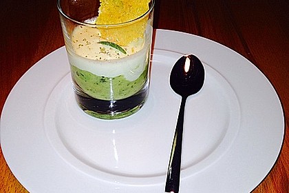 Zucchinikaviar mit Parmesancreme 4