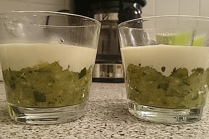 Zucchinikaviar mit Parmesancreme 21