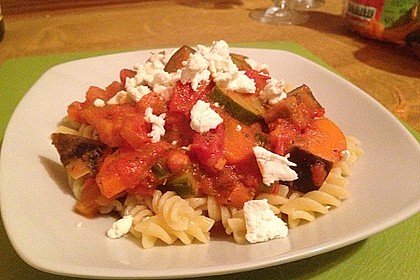 Mediterrane Pasta - Pfanne mit Gem&uuml;se und Ziegenk&auml;se 16