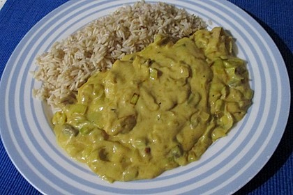 Schweineragout in Curry - Senf - Sauce 3