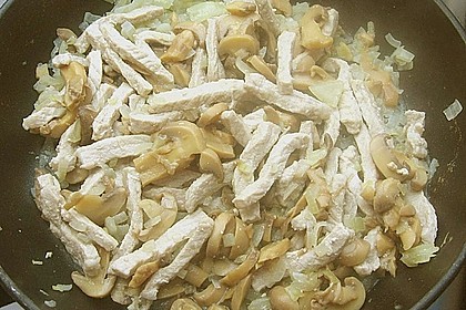 Schweineragout in Curry - Senf - Sauce 11
