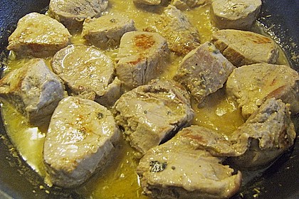 Schweineragout in Curry - Senf - Sauce 9