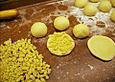 Streusel, sch&ouml;n gleichm&auml;&szlig;ig