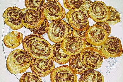 Gef&uuml;llte Bl&auml;tterteigwickel 1