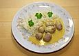 Bratwurstkl&ouml;&szlig;chen in Senfsauce