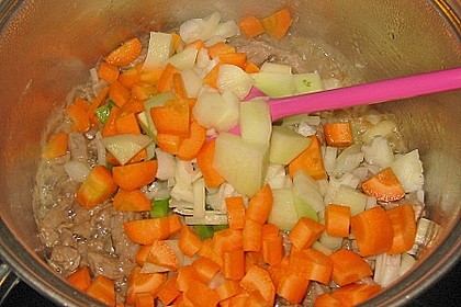 Gulaschsuppe 6