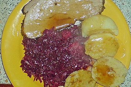 Gespickter Knoblauchbraten